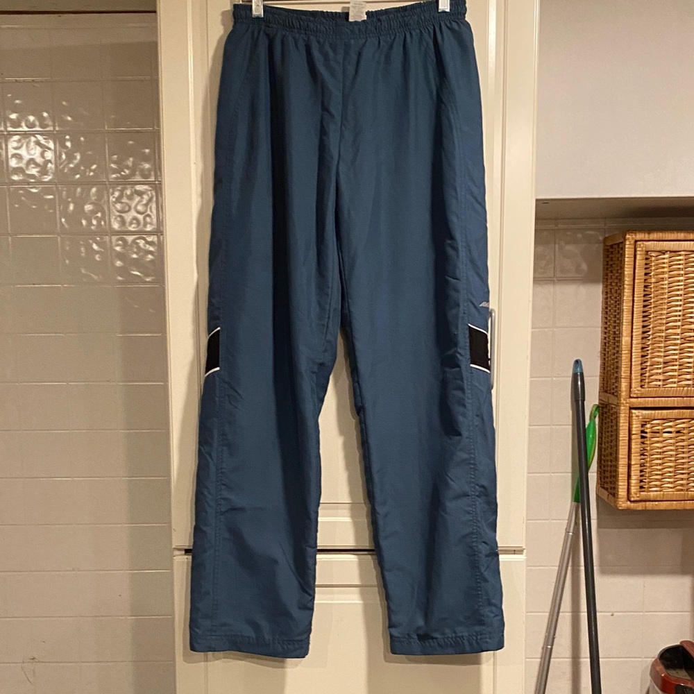 Avia Men's Teal Joggers with Black Accents size medium